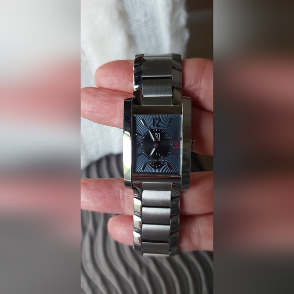 Precise Swiss quartz ESQ men's/womens watch. - Picture 3 of 5